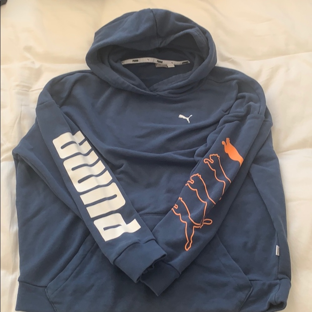 Puma hoodies size is S
